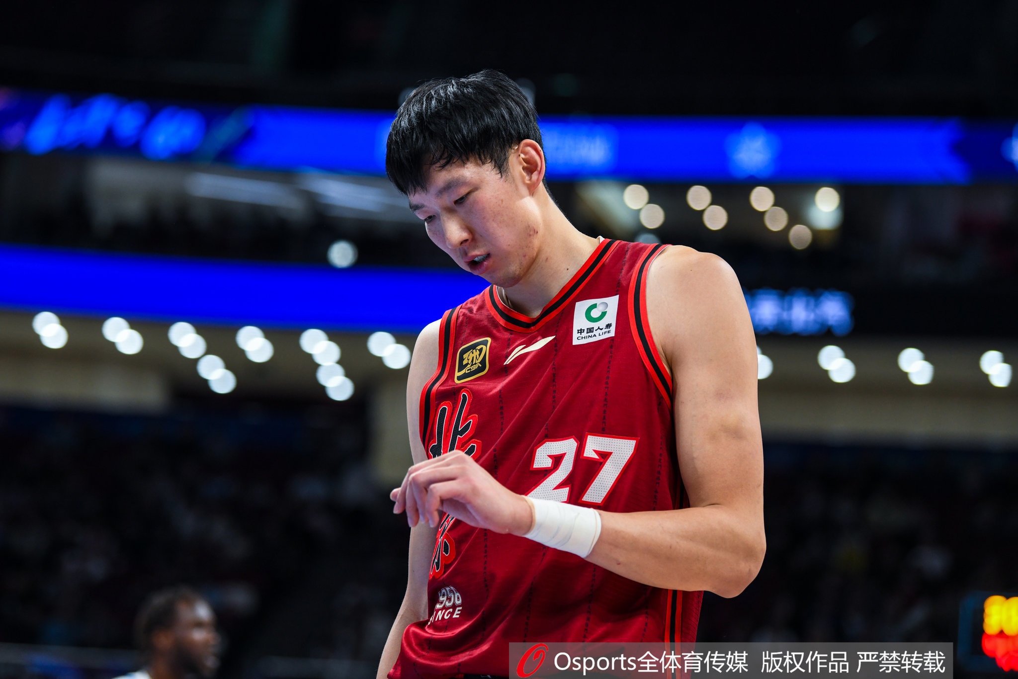  不妙！赵探长：首钢医院建议周琦进行结膜缝合手术 待权威复诊！